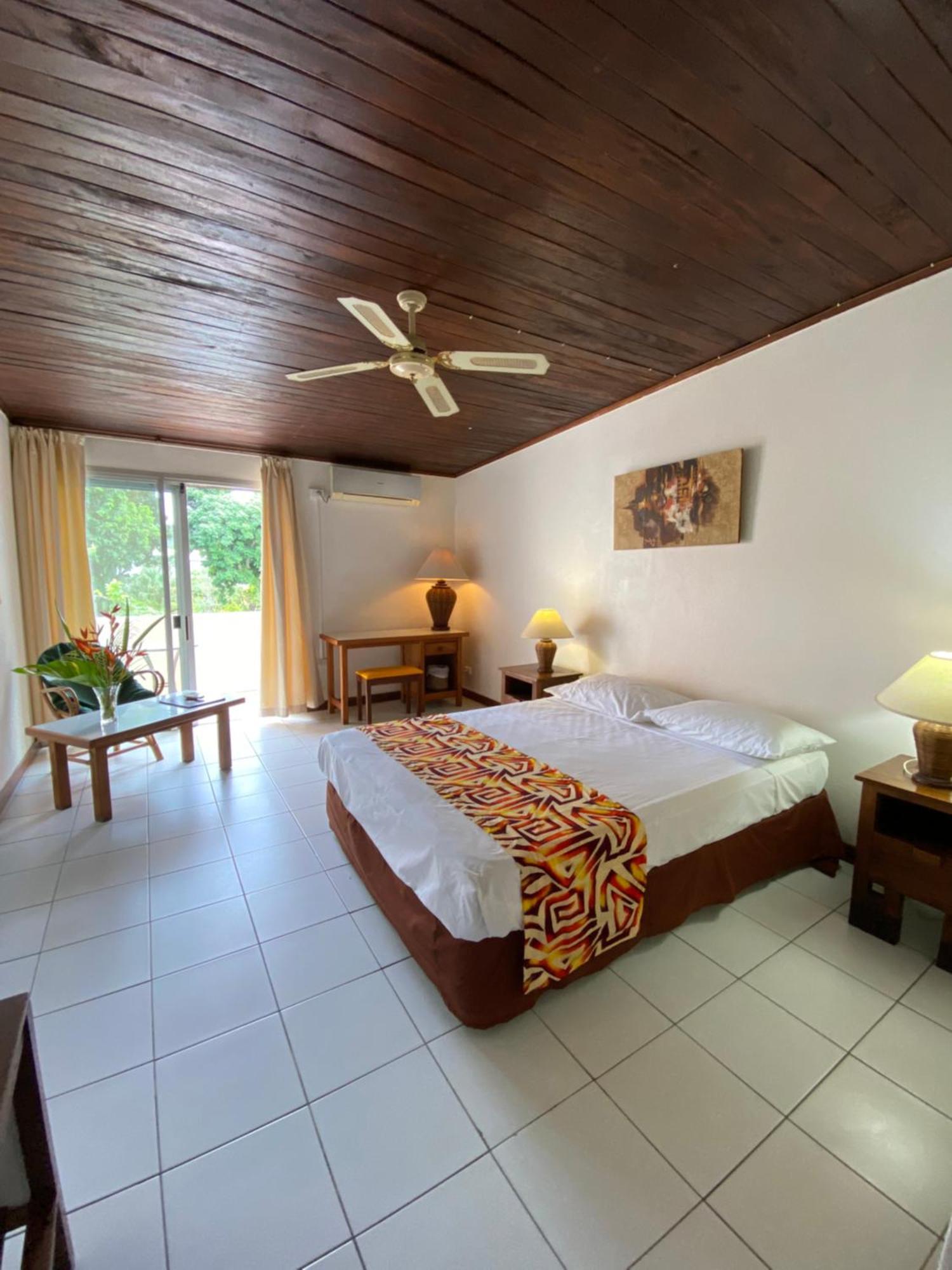 Hotel Santo Vanuatu 루간빌 외부 사진